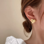 Load image into Gallery viewer, HEART STUDS EARRINGS
